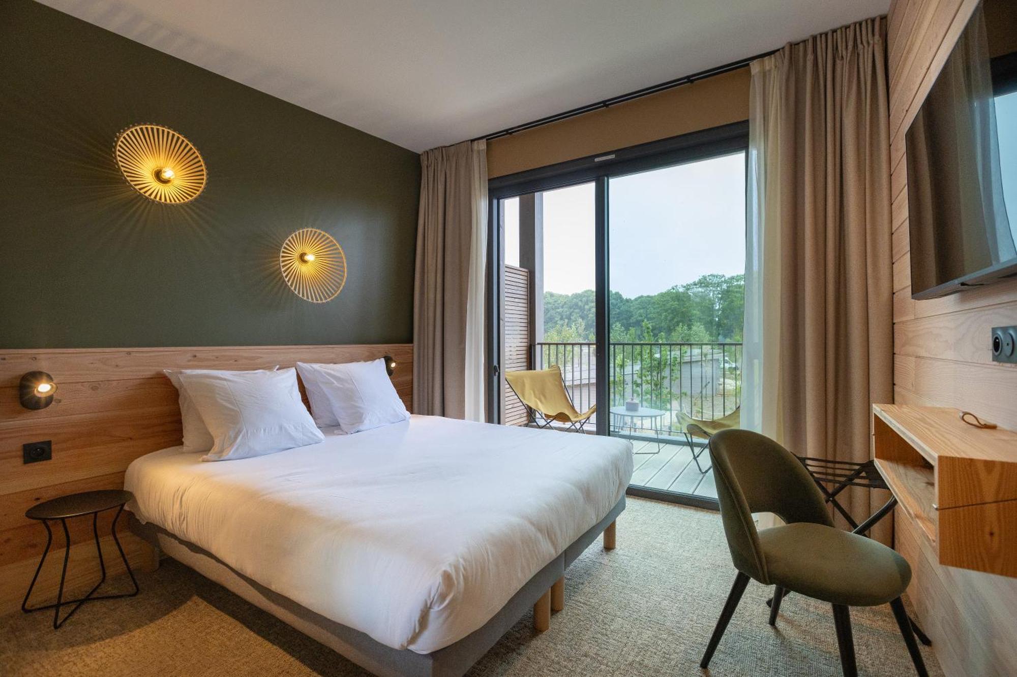 Hotel Le Bout Du Parc De Versailles Exterior photo